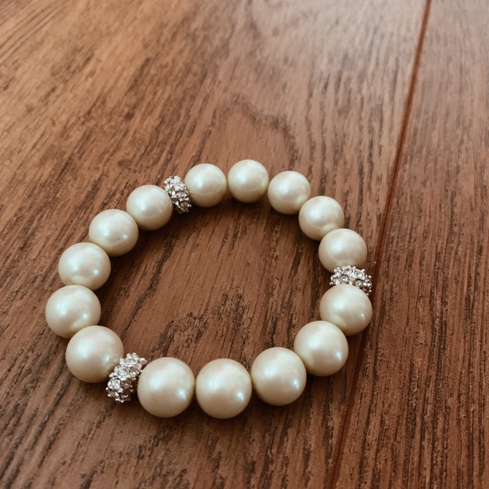 Pearl Beaded Bracelet